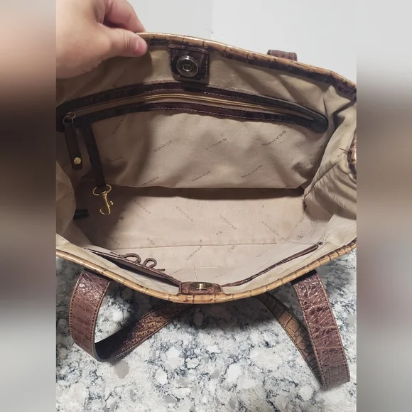 Brahmin Vintage Crocodile Embossed Leather Pecan Melbourne Small Handbag Tote - Picture 9 of 16